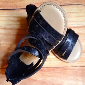 Black Old Navy Sandals